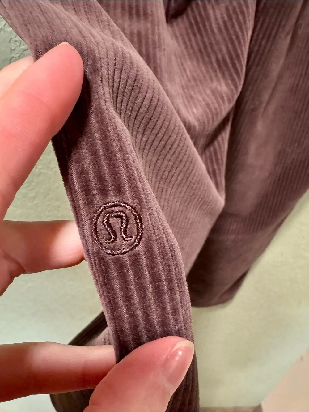 Lululemon Ribbed Velvet Leggings size 4